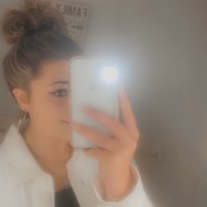 Meet your Posher, Mikayla